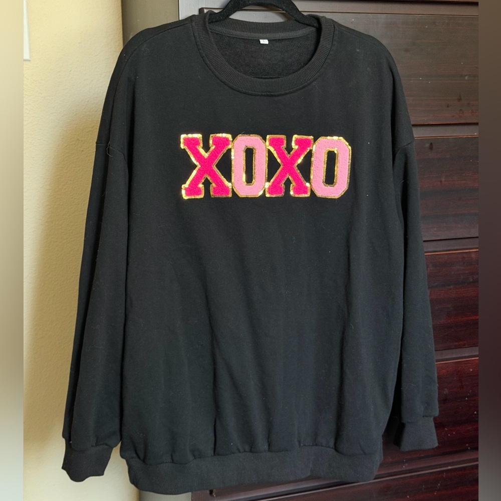 Black Crewneck Sweatshirt with Pink XOXO Appliqué